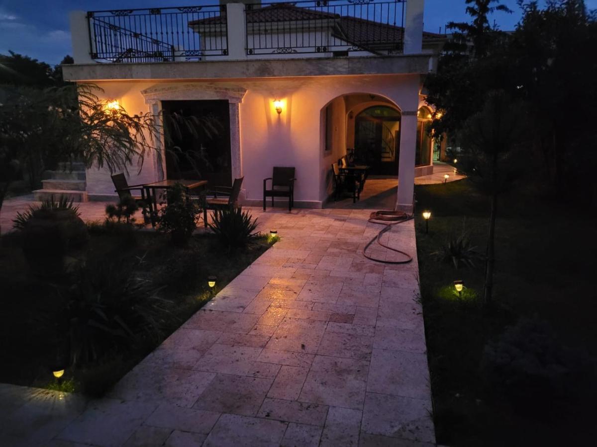 Vila Caviar Hotel Sulina Buitenkant foto